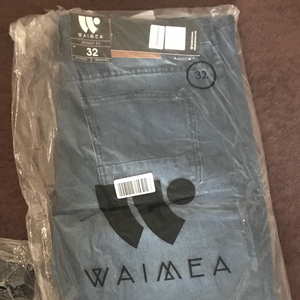 Waimea Distressed Moto Jeans